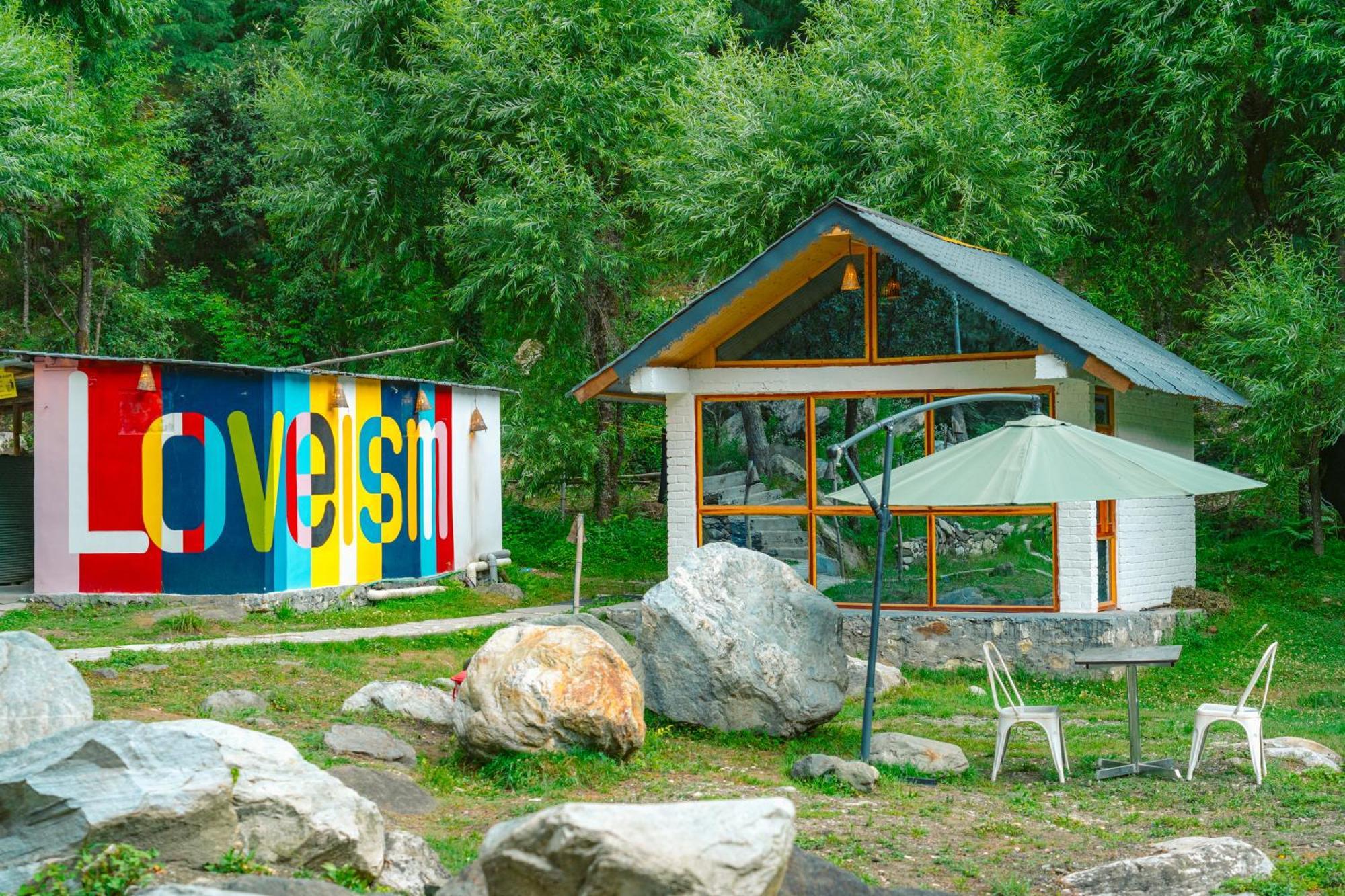 Whoopers Boutique Resort Jibhi Exterior photo