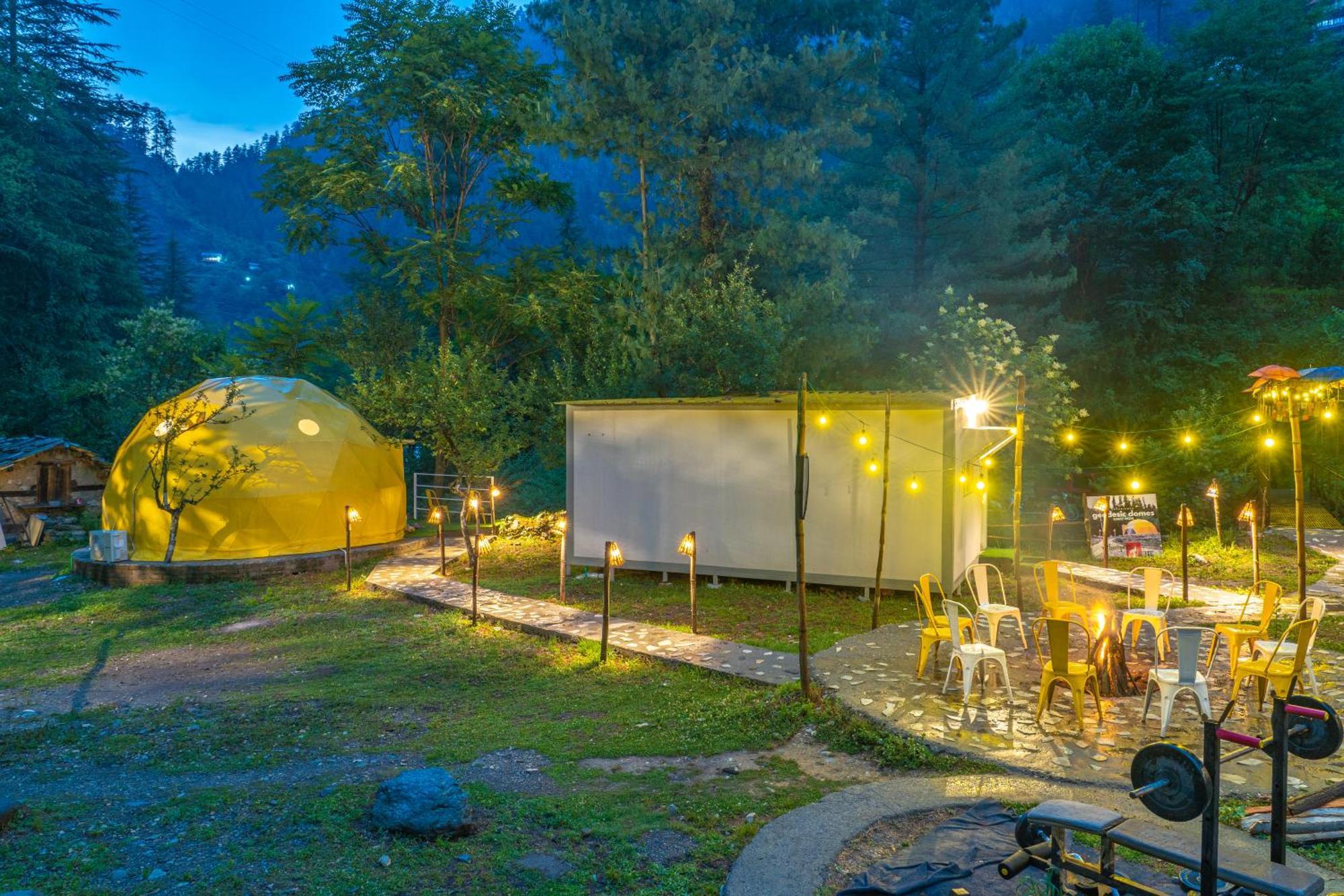 Whoopers Boutique Resort Jibhi Exterior photo