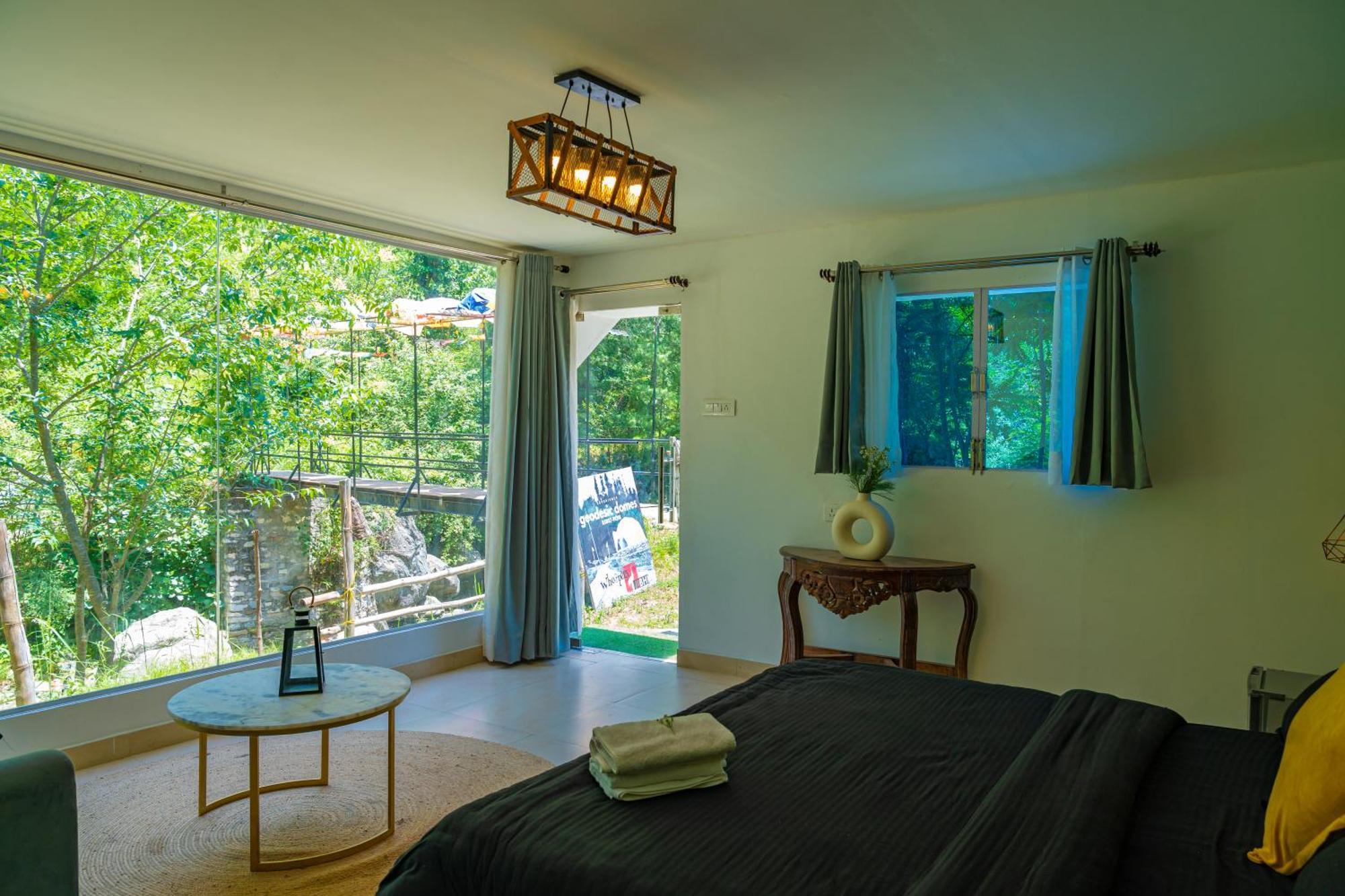 Whoopers Boutique Resort Jibhi Exterior photo