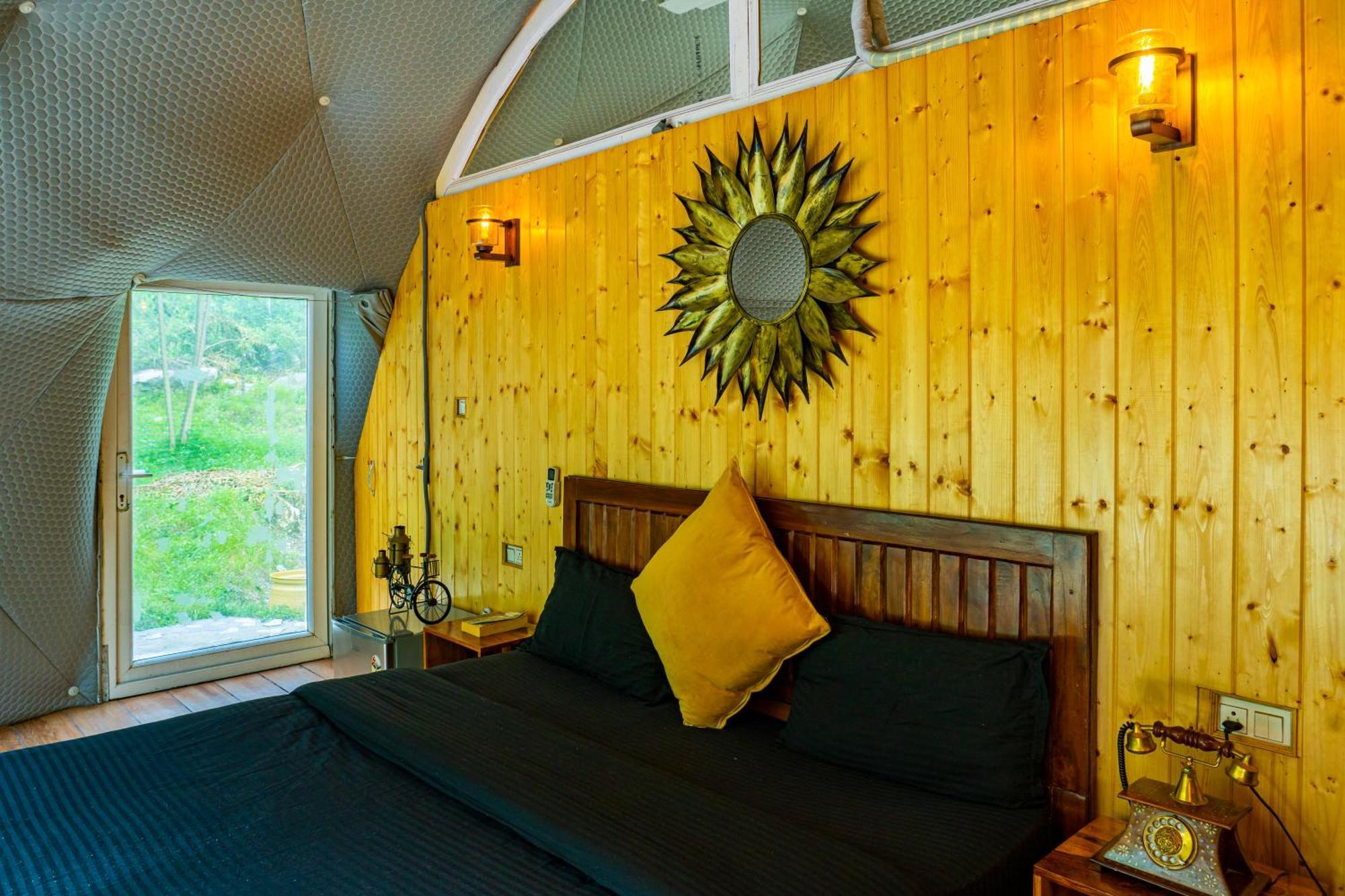 Whoopers Boutique Resort Jibhi Exterior photo