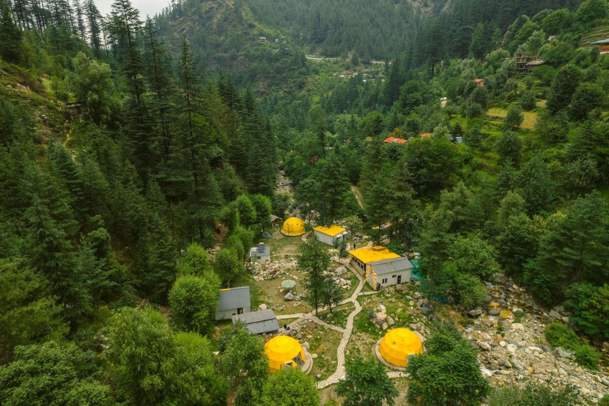 Whoopers Boutique Resort Jibhi Exterior photo