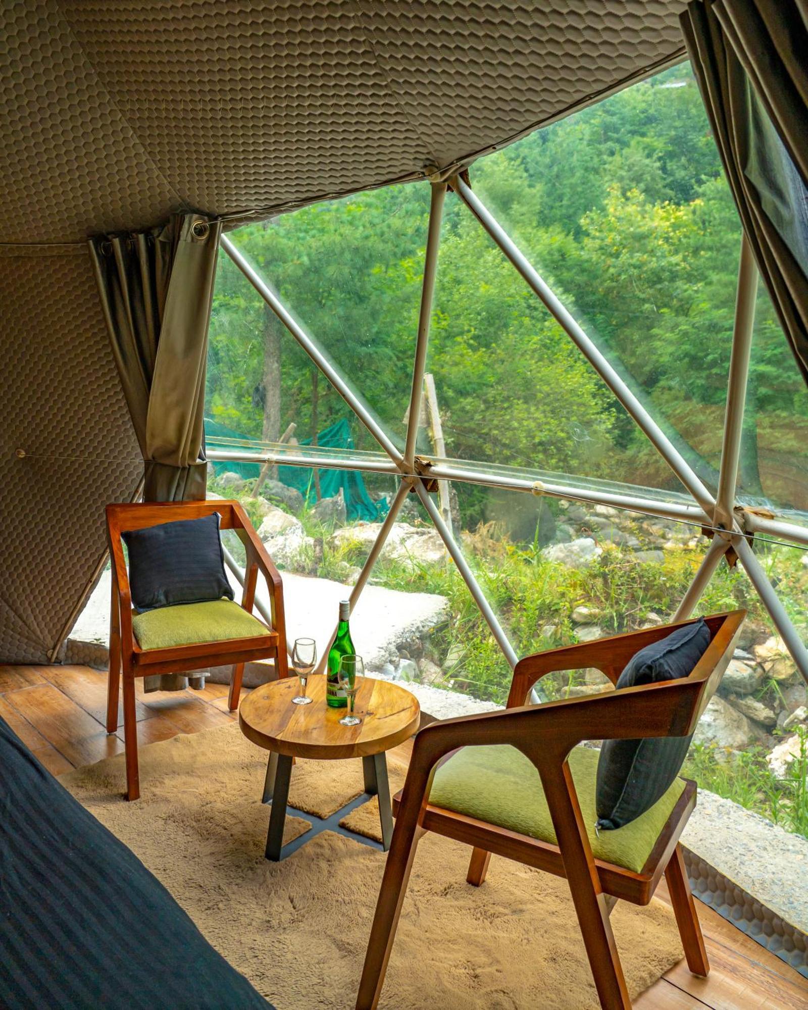 Whoopers Boutique Resort Jibhi Exterior photo
