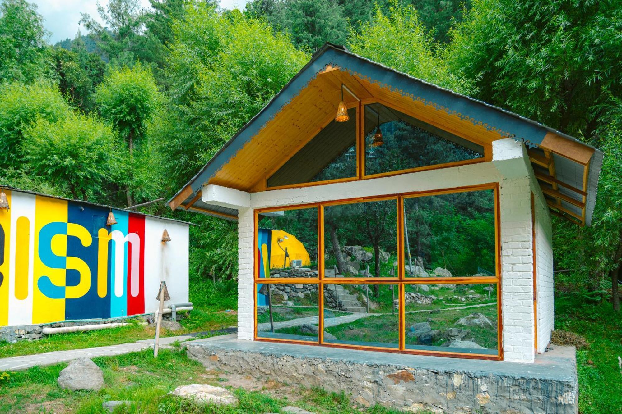 Whoopers Boutique Resort Jibhi Exterior photo