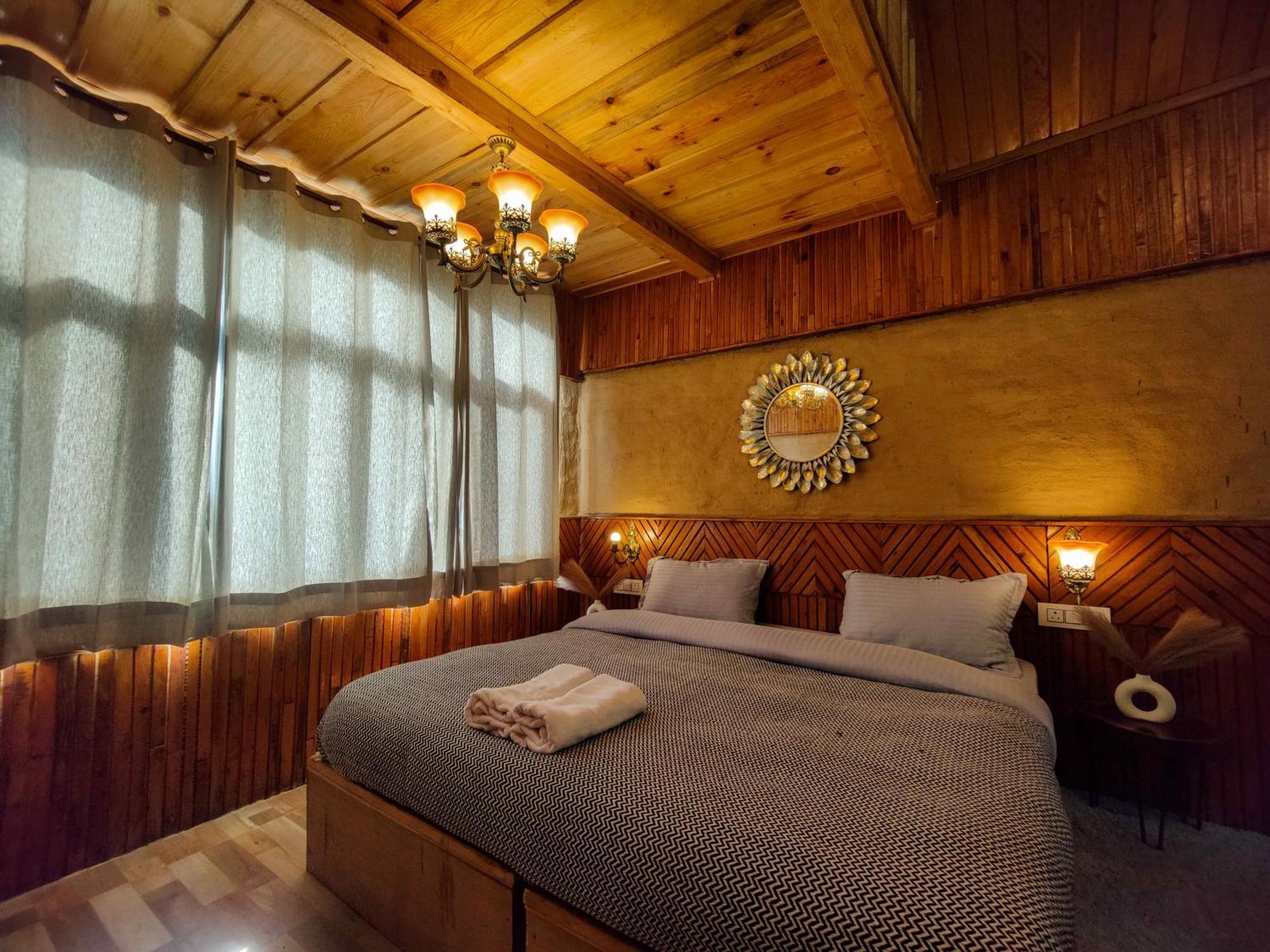 Whoopers Boutique Resort Jibhi Exterior photo